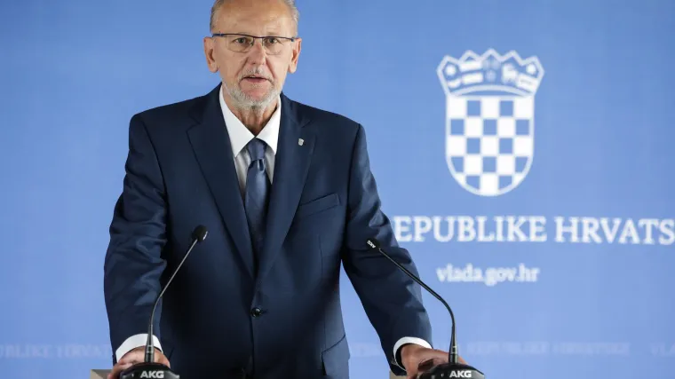 Božinović: 'U Hrvatskoj postoje paramilitarne skupine koje žele ru&scaron;iti vlast. Radikaliziraju mlade'
