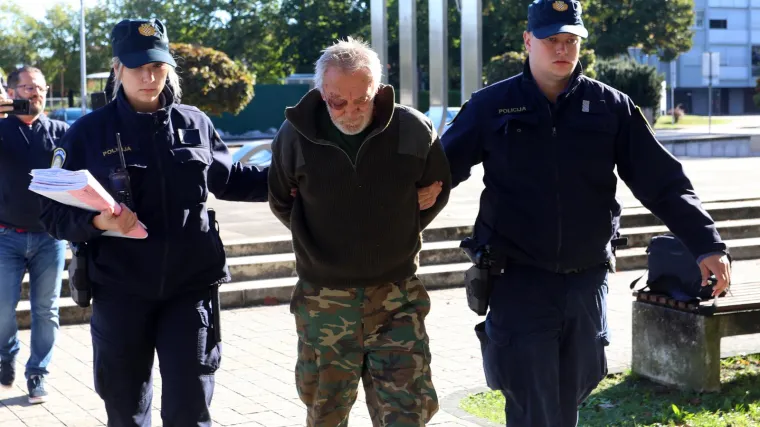 Ovo je ubojica iz Lemić Brda: Šutke i pognute glave uveden je u karlovačku palaču pravde