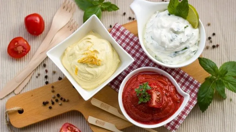 Recept kako napraviti domaći umak za gyros