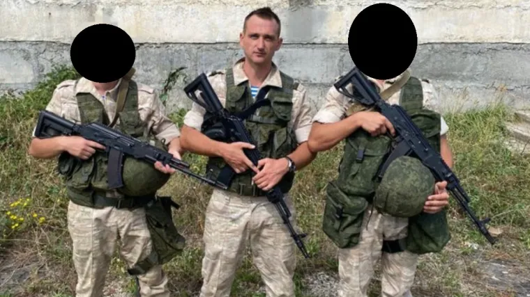 Kao elitni Putinov specijalac je ranjen, pa proglašen neprijateljem. Iz egzila poručuje: 'Putine j*** se!'