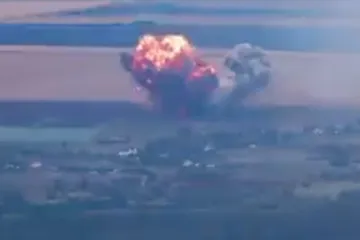 Pogledajte snimku: Ukrajinci srušili ruski avion Su-30, ministar sve objavio na Twitteru i poslao poruku Rusima