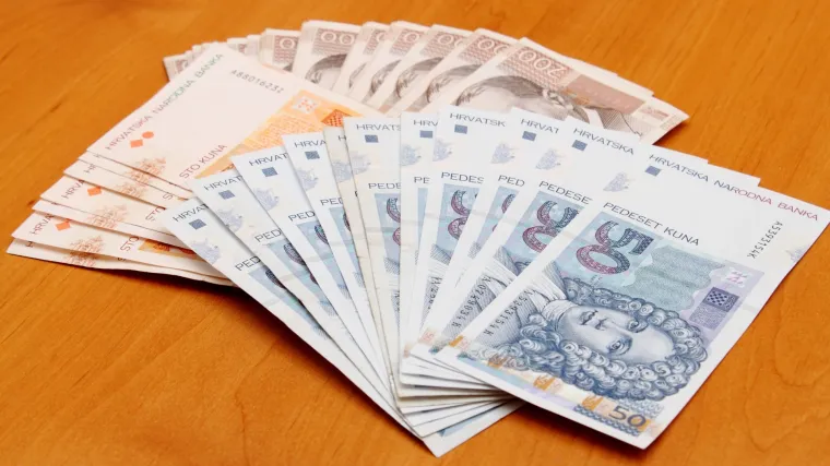 &Scaron;tednjom u banci Hrvati &ldquo;izgubili&rdquo; vi&scaron;e od 35 milijardi kuna u samo godinu dana