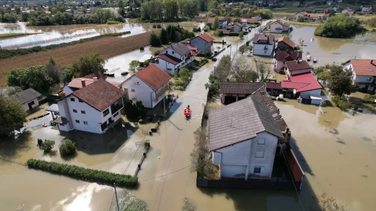 Vodostaj Kupe u Karlovcu stagnira, prošla je opasnost od poplave