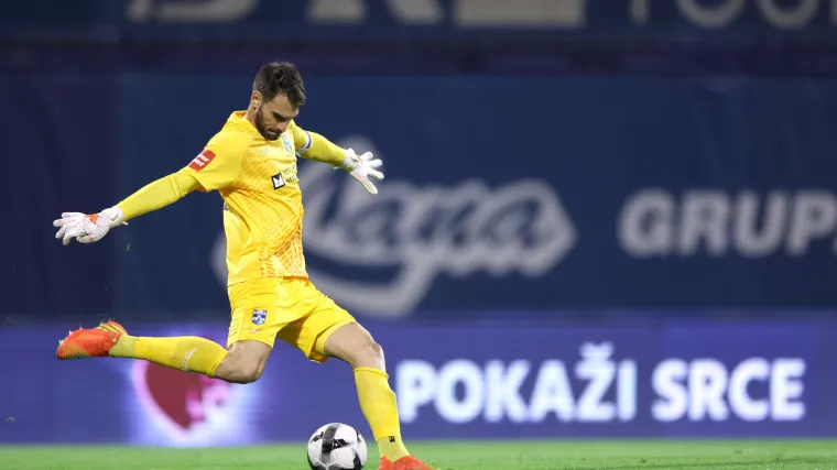 Ivu&scaron;ič odgovorio na ptanje je li spreman biti drugi vratar reprezentacije: 'To nije pitanje za mene'