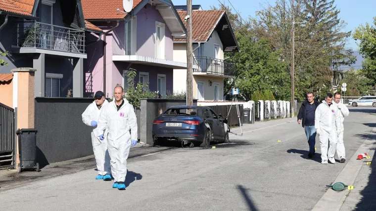 FOTO Detalji drame u Sesvetama: Zapalio Audi od 28-godi&scaron;njakinje, propucao mu&scaron;karca koji ga je vidio i pobjegao