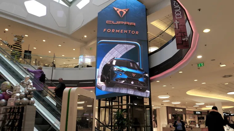 Uspješan spoj dva moderna i inovativna svijeta, CUPRA Formentor i 3D kreativa na Illusion screenu