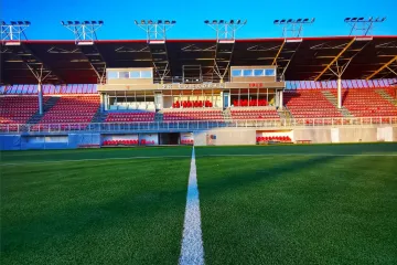 Srpski prvoligaš ima jedan od najčudnijih stadiona na svijetu: Izgradili su ga na bizarnom mjestu