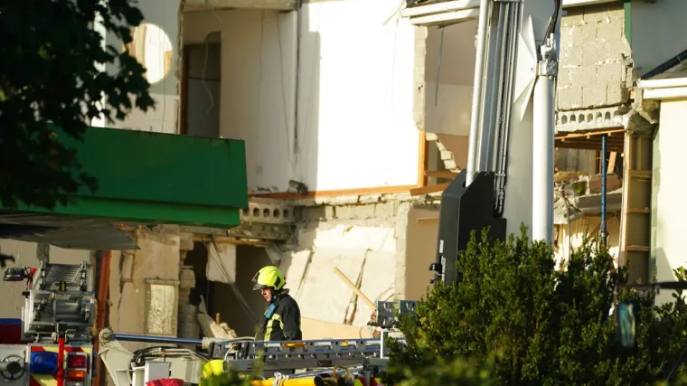 Broj žrtava u eksploziji u Irskoj porastao na 10. Umrlo i dvoje tinejdžera te dijete, potraga se nastavlja