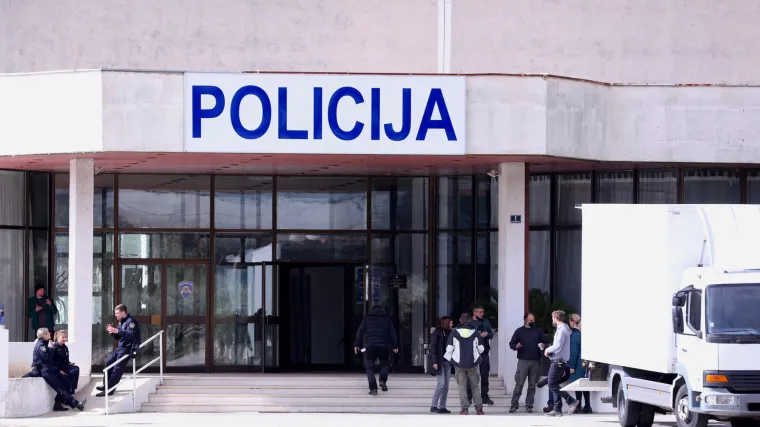 Zagrebačka policija dobila niz prijetnji bombom: 'Smrt svemu što stoji na putu slobodi'