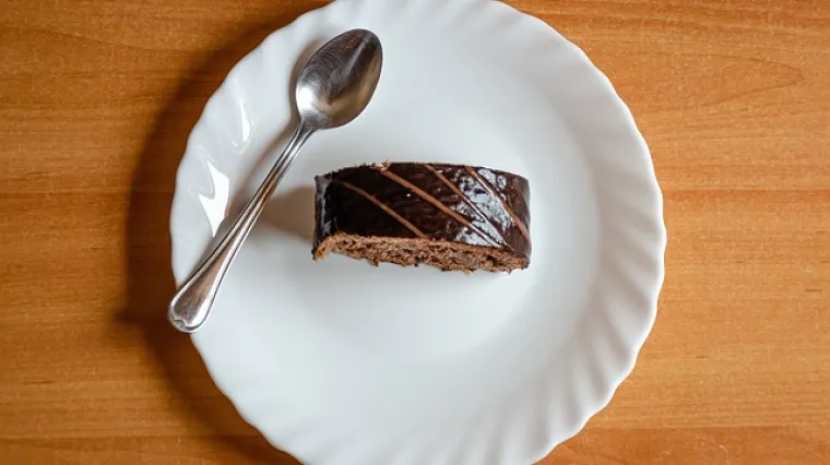 Čokoladni rolat desert s kojim ne možete pogrije&scaron;iti