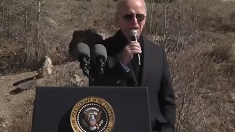 Novi Bidenov gaf? Izjavio da mu je najstariji sin 'izgubio život u Iraku'. Inače, Beau je umro od raka mozga. U SAD-u