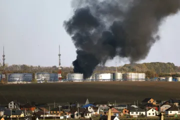 Zapalio se ruski spremnik s gorivom blizu granice s Ukrajinom: 'Granatirali su nas'