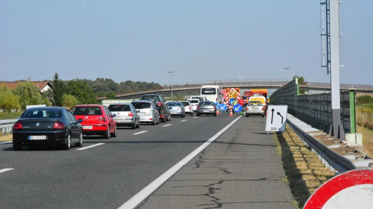Vozači oprez! Na A3 prometna nesreća, na A6 uočen pje&scaron;ak