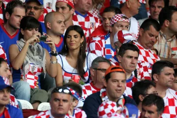 Sigurno ćete se iznenaditi kada skužite tko se nalazi na fotografiji: Tepali su mu da je 'mladi lav', a sada ga optužuju da je Kremljenko