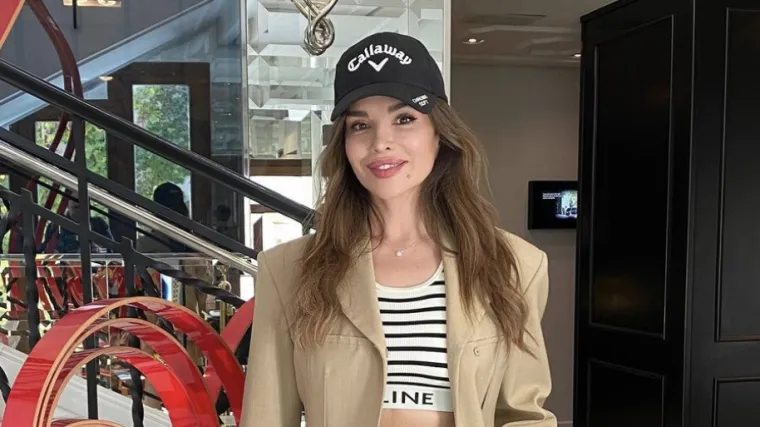 Severina u kratkim hlačicama pokazala &lsquo;ubojite&rsquo; noge, ali i goli trbuh: Izgleda kao da stari unatrag