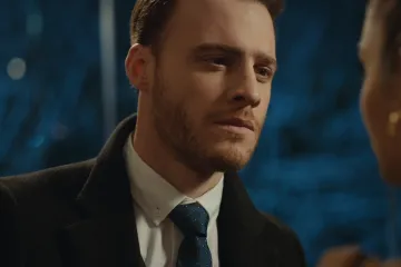 VIDEO - Serkane! Što si to učinio?! Je li ovo najgori razlog za poljubac ikad?!