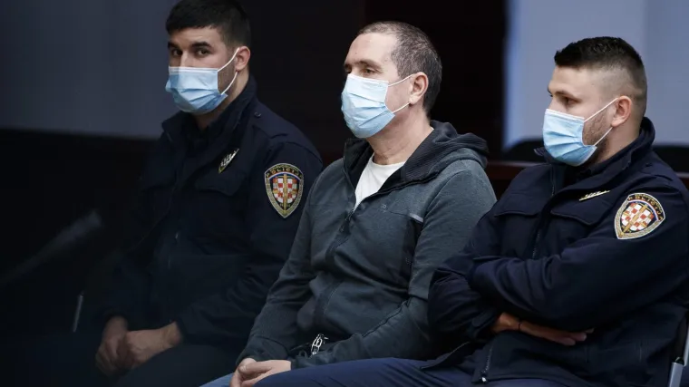 Glavni optuženik za brutalno ubojstvo u Omišu u zatvoru se izrezao žiletom
