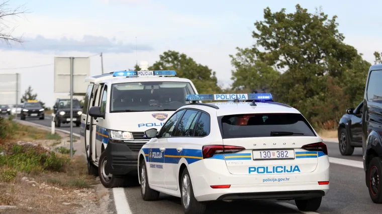 Tragedija na Braču: U te&scaron;koj prometnoj nesreći poginuo motorist