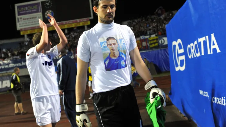 Zadarsko srce: Danijel Suba&scaron;ić prisjetio se poginulog prijetalja i nogometa&scaron;a Zadra Hrvoja Ćustića