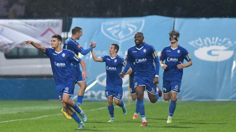 Potop Osijeka u Varaždinu! Domaćini ih uni&scaron;tili u samo devet minuta, a Teklić zabio golčinu sezone