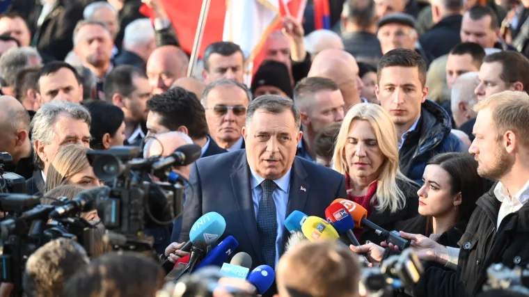 Borba za opstanak: U Republici Srpskoj prosvjed u organizaciji Dodika i vladajuće koalicije