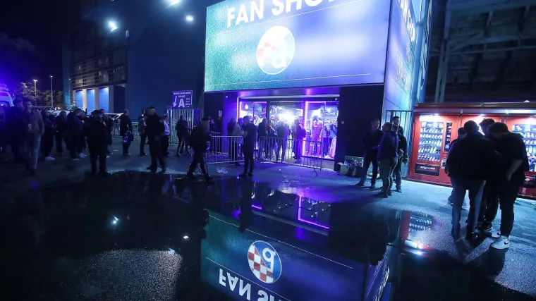 BBB-ovci zgroženi pona&scaron;anjem takozvanih derbi-navijača Dinama. Pogledajte kakve su otužne prizore snimili nakon Milana