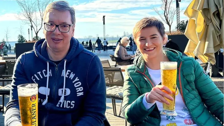 Srbija dobila novu vladu, među ministrima Hrvat. Brnabić: 'Nije uvreda ako se kaže da je ova vlada provučićevska'