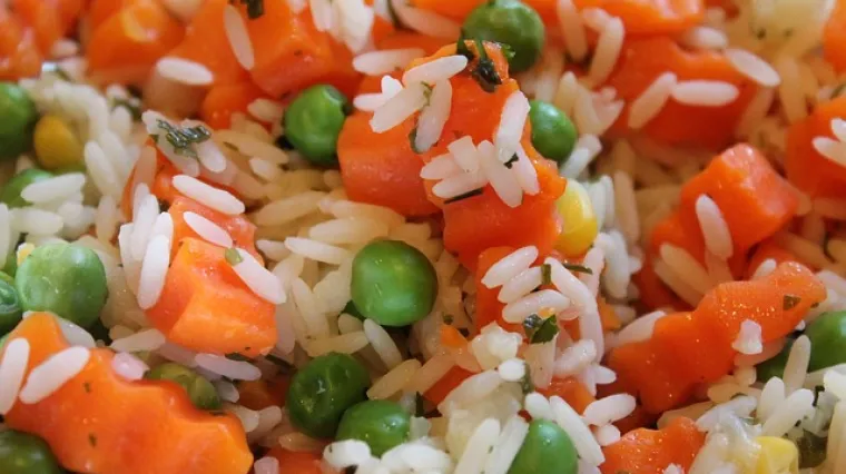 Kombinacijom riže i gra&scaron;ka do savr&scaron;enog priloga