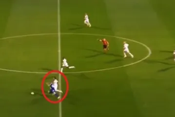 Mislav Or&scaron;ić silovito krenuo u kontru, a onda se ukazao Alžirac i bacio navijače Rossonera u trans