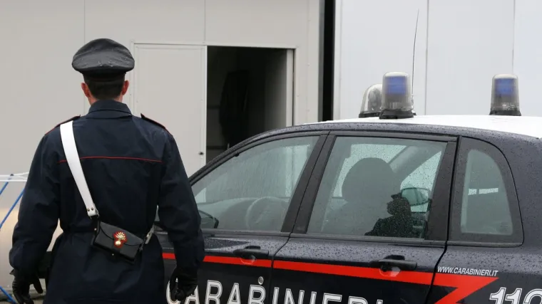 Mu&scaron;karac izbo 6 ljudi, među njima biv&scaron;eg igrača Arsenala