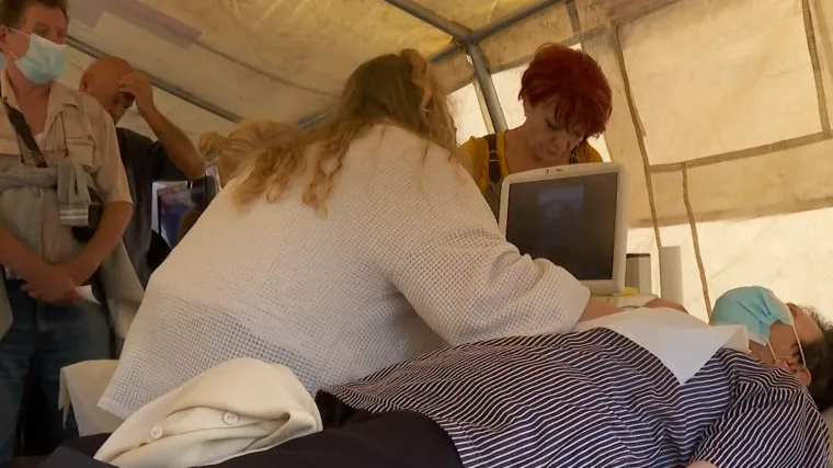 Na Svjetski dan moždanog udara liječnici pregledavali građane. Neki dobili hitan termin u Klinici za neurologiju