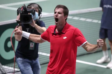 Sjajni hrvatski Davis Cup reprezentativac Borna Gojo u borbi za trofej