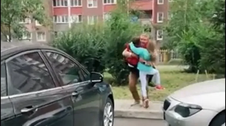 Ukrajinci objavili dirljiv video koji sve govori: 'Za ovo se borimo!'; Putinova odluka utjecat će na sve: 'Hrana će biti još skuplja'