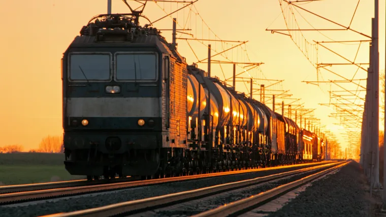 Vlak iz S. Koreje u&scaron;ao u Rusiju, sumnja se da prevozi oružje. Rusija tvrdi: 'Prevozimo konje'