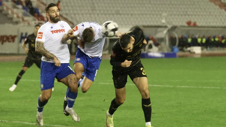 Sudački eksperti složni: 'Nije bilo penala za Osijek, a za Hajduk je. Od ovog suca se mogu očekivati velike stvari...'