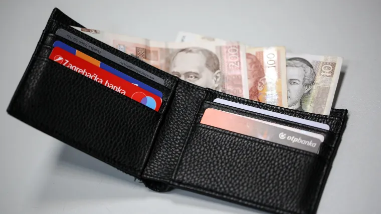 Pogledajte tko ima najvi&scaron;u plaću u Zagrebu! Ide i preko 16.000 kuna