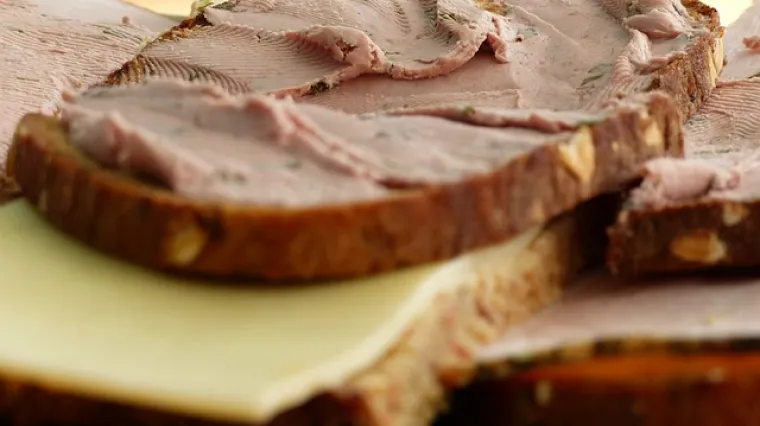 Kako napraviti pa&scaron;tetu od tune?