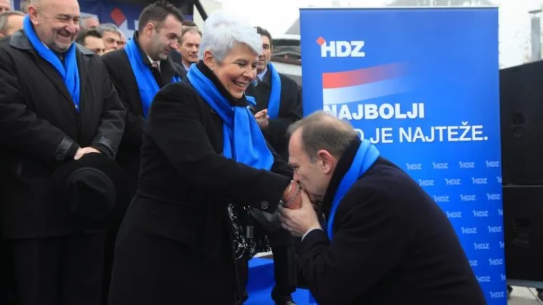 Jadranka Kosor udarila političare tamo gdje najvi&scaron;e boli i upozorila na nepravdu: 'Zato ove nasmije&scaron;ene s umjetnim trepavicama ne gledam'