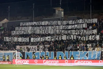 Armada kao da je predosjetila debakl: 'Umjesto trke i znoja vi se fino pazite, umjesto protivnika sveti grb gazite'