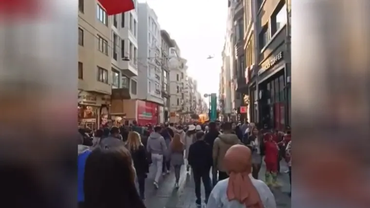 Sumnja se da je napad u Istanbulu, u kojem je poginulo 6 ljudi, vjerojatno počinila žena