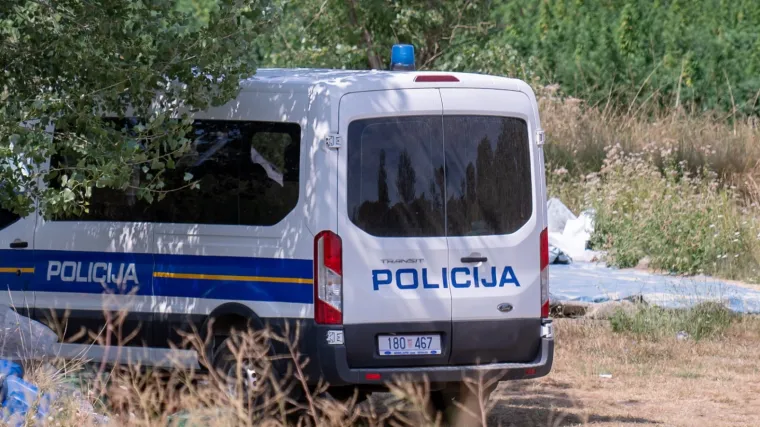 Pijana 46-godi&scaron;njakinja nožem napala supruga. Dobila mjesec dana istražnog zatvora