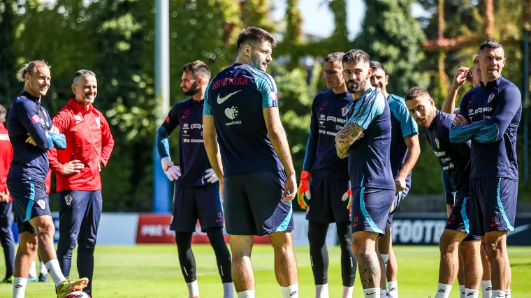 Travnjak na kojem su Vatreni trebali igrati je u užasnom stanju uoči SP-a: Evo gdje ćemo nastupati