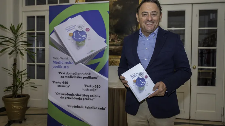 U punom Novinarskom domu u Zagrebu, održana prezentacija knjige Medicinska pedikura