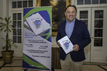 U punom Novinarskom domu u Zagrebu, održana prezentacija knjige Medicinska pedikura