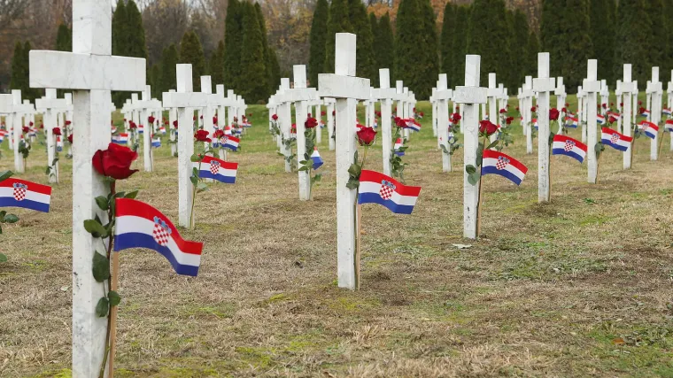 Milka je izgubila brata u ratu i jo&scaron; se nada da će saznati &scaron;to mu se dogodilo:  'Kud su oni s njim mrtvim, do danas nisam saznala'