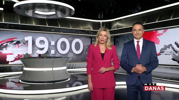 RTL DANAS OD 19 SATI! U Vukovaru otkriven spomenik Kati &Scaron;oljić, uživo smo u Vukovaru i &Scaron;kabrnji