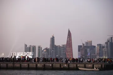 Organizacija je nikakva, tisuće ljudi gužvaju se na žegi bez vode; 'Nisu nas pustili, kažu da djeci neće biti lijepo'