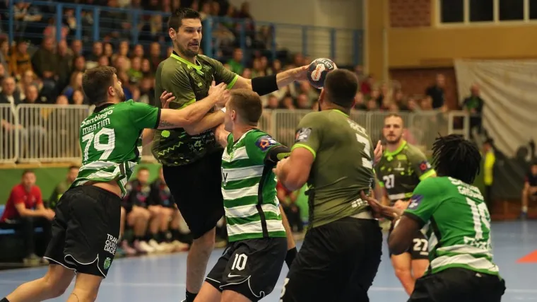 Neosvojive Na&scaron;ice: Sr&scaron;en u posljednjim sekundama slomio Portugalce u nevjerojatnoj utakmici