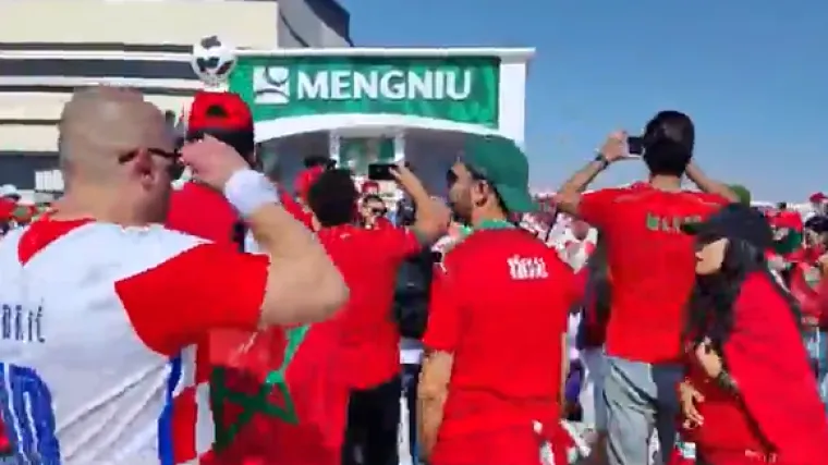 Srpski novinar snimao ludnicu Marokanaca u Dohi, a onda je krenulo: 'Uletjeli su Hrvati i zapjevali Thompsona'