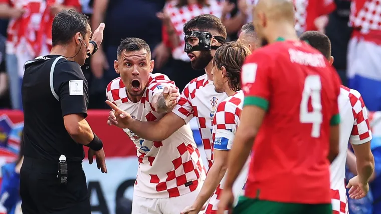 Gvardiol i Lovren igraju odličnu utakmicu, igrač čiji je nastup u prvoj postavi bio upitan uvjerljivo je najslabiji na terenu